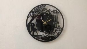 "Biểu Tượng Tình Yêu Paris – Chiếc Đồng Hồ Abatsu Khiến Không Gian Của Bạn Thêm Đẳng Cấp!"