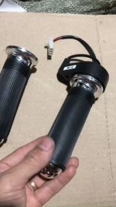 Tay ga xe đạp điện trơn BLQ siêu mướt