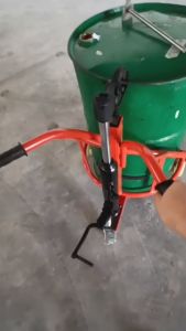 ใช้สำหรับขนย้ายถังน้ำมันถังเหล็ก200Lสามารถรับน้ำหนักได้ถึง500กิโล