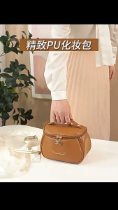 GMSHOP Travel Toiletry Cosmetic Bag for Women Simple Cosmetic Partition Bag Zipper Large Capacity and Portable Beg Kosmetik Wanita