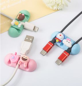 ชั้นเก็บสายข้อมูลมือถือสำหรับเด็กผู้หญิงลายการ์ตูนหมีลูกสุนัขดอกไม้โต๊ะสำนักงานน่ารัก1/4ชิ้นตัวจัดการสายซิลิโคนสายข้อมูลมีกาวในตัวติดผนัง