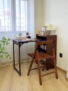 LT โต๊ะคอมพิวเตอร์ โต๊ะทำงาน โต๊ะอเนกประสงค์ ผลิตจากไม้ไผ่คุณภาพดี รับน้ำหนักได้ดี ทำความสะอาดง่าย เหมาะสำหรับใช้ในห้องนั่งเล่น