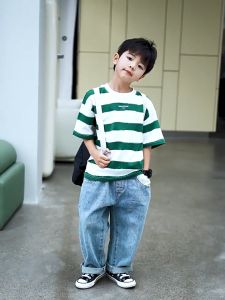 เสื้อผ้าเด็กผู้ชาย ชุดเด็กเกาหลี ดีไซน์ลายทางแฟชั่นสไตล์เกาหลี เสื้อเชิ้ตแขนสั้นผ้าฝ้ายสำหรับเด็ก สวมใส่สบาย 2423