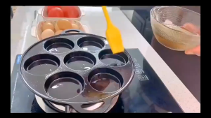 [Jocestyle Mall]7 หลุมกระทะไข่เจียวเหล็กหล่อ Non-Stick ตุ๊กตาแพนเค้ก Pan ไข่เจียวแพนเค้กอาหารเช้าสำหรับแก๊สเตาเหนี่ยวนํา