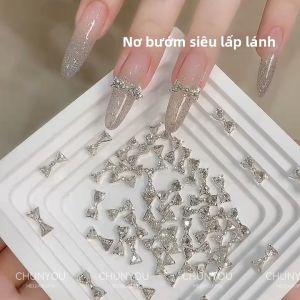 CHUNYOU | Silver Bow Rhinestone Nail Decorations