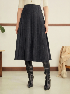 Wool Blend Knit High Waist Pleated Skirt