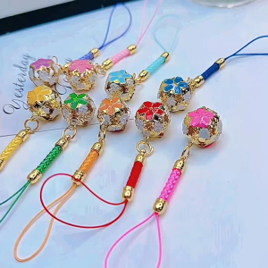 Phụ kiện handmade bằng chuông lục lạc hình bông hoa gắn dây (mẫu mới) - Love Pets Shop