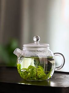 Ấm Thủy Tinh Pha Trà 150 ml (có lọc inox ở vòi)