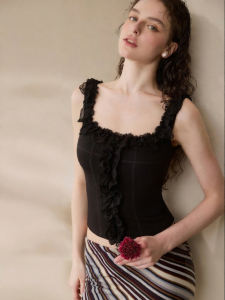 Padded Top Lace French Style