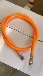 สายพ่นยา 767 ข้อต่อทองเหลือง ยาว 1.2 เมตร หนา 5ชั้น