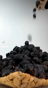 Dunia Kurma Premium Ajwa Dates from Al-Madinah AA (1KG/500g/300g/120g) | Bottle