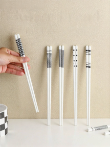 Yomerto | Anti-Slip Anti-Mold Heat-Resistant Single-Person Use Chopsticks