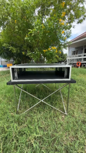 แร็คไม้ใส่เพาเวอร์ 2 U ลึก24นิ้ว (แร็คไม้เปล่า) มือจับเหล็ก ข้างล่ะ2ตัว รางยึดอลูมิเนียม ไม่อัดแท้หนา 15มิล พ่นสีระเบิด ตัดงานด้วยเครื่ิองCNC