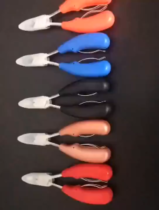 Red/Black Pig Tooth Nipper Piglet Broken Tooth Pliers Sharp Bevel Strong Pliers