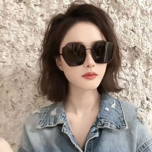 Fashionable round Face Womens UV Protection Unframed Sunglasses Slimming Large Face Sunscreen Glasses New 2025 Model