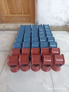 Golongan tanpa benang isi 12pcs bladu layangan tempat gulungan benang aksesoris layangan