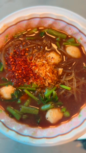 เรือทอง ก๋วยเตี๋ยวเรือ ชุดละ 50 ซอง กึ่งสำเร็จรูป อร่อย เข้มข้น มี อ.ย. มาตรฐานส่งออก