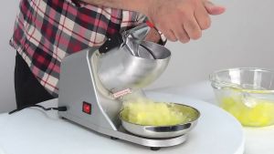 500W Electric Ice Crusher Heavy Duty Double Blade Ice Crusher Machine Stainless Steel Automatic Ice Shaver for Halo Halo