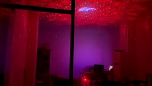 XIAO MI Sky Projector ไฟตกแต่งห้อง 21 มิตร โคมไฟโปรเจคเตอร์ โหมดแสงสว่าง 21 โหมด ไฟตกแต่งห้องนอน การฉายภาพแบบหมูนิก 360°