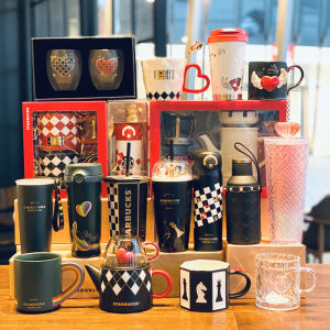 Starbuck Official Store Starbuck 2022 Valentines Day Cup Gift Love Opponent Chessboard Love Rainbow Mark Straw Heat Preservation Cup Starbuck Tumbler Starbuck Mug