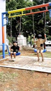 SETELAN KARGO POCKET ANAK COWOK UMUR 1-5 TAHUN T SHIRT KAOS DAN CELANA COTTON DRILL COMBED