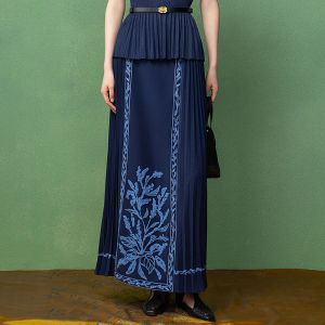 Traditional Embroidered Mian Skirt
