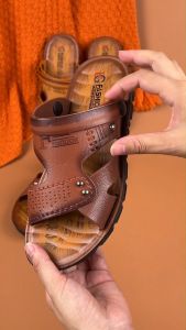 IFTMARK รองเท้าแตะ รองเท้าแตะผู้ชาย รองเท้าแตะแฟชั่นใหม่ รองเท้าชายหาด รองเท้าแบน ลำลอง สวมใส่ง่าย