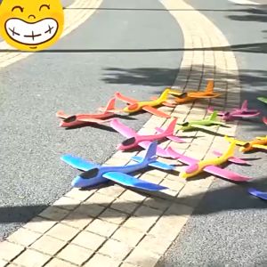 [SG Stock] [SG Stock] 48cm Foam Aeroplane Hand Throw Flying Plane Kids Birthday Goodie Bag Toys