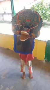 Mainan Anak Laki Laki Barongan Kayu Kediri Bantengan Mberot Gamelan isi 2 Kuda Lumping Bambu 50 cm