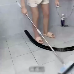 500ml Japan Floral Bathroom Cleaner Spray Tiles Cleaner Stain Remover Toilet Cleaner Foam Powerful Cleaning Descaling Toilet Deodorant Stainless Steel Faucet Sink Scale Cleaner Tile Dirt Scale Cleaner Bath Glass Stain Cleaner【long Lasting Fragrance】