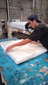 PLASTIK PE UV TEBAL 150 MICRON LEBAR 60 CM PANJANG 25 METER\nPLASTIK GRANDHOUSE TEBAL 150 MICRON LEBAR 60 CM PANJANG 25 METER