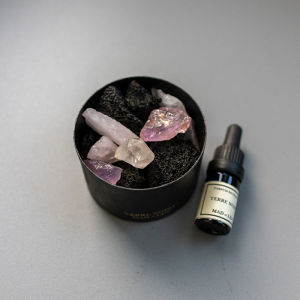 Gift Natural Flat Body Volcanic Rock Mixed Crystal Mad Et Len Stamping Iron Can Natural Diffuser Stone Air Purifying Relaxed Mental State