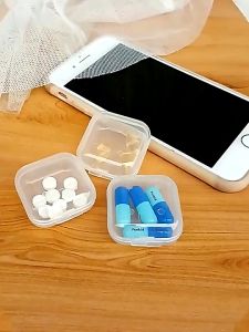 60Pcs Clear Plastic Square Jewelry Storage Case Mini Transparent Jewelry Organizer Earrings Rings Beads Small Packaging Box for Traval Ear Plug Storage Box