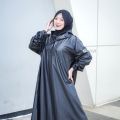 Jas Hujan Mantel Wanita Model Gamis Perempuan Warna Hitam Kualitas Terbaik Bahan Tebal Dan Premium Syari. 