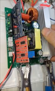 Kích điện 500w inverter sóng sin chuẩn . kích 12v lên 220v