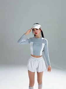 ชุดว่ายน้ําหญิง ชุดว่ายน้ํากีฬา ชูดว่ายน้ำ เสื้อแขนยาว ผ้ามืออาชีพ อนุรักษ์นิยมเอวสูง 19757