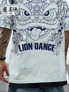 เสื้อยืดลายมังกรทรงหลวมสำหรับผู้ชาย เสื้อคอกลมแขนสั้นทรงหลวมสไตล์ย้อนยุคสำหรับเยาวชนและคู่รัก