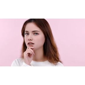 Laikou | LAIKOU Vitamin C Lip Balm 3.5g Hydrating Smooth Glide Soft Lips Nourishing Lip Care Stick