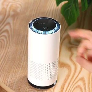 Electrolux เครื่องฟอกอากาศในรถยนต์ กรองกลิ่น สารฟอร์มาลดิไฮด์ PM 2.5ได้ Vehicle Air Purifier สินค้าพร้อมส่ง ประกันศูนย์ไทย 2 ปี