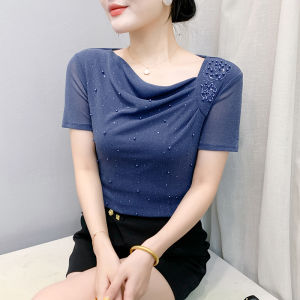 Yimei khí chất xếp li chéo v-cổ mùa hè dập mới bán chạy áo màu xanh dương 2025 thanh lịch lưới thoáng khí Áo sơ mi