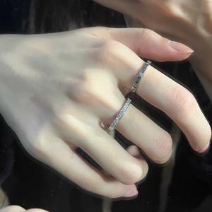 Attractive Romantic Diamond Embedded Silver Ring Set Fashionable Stackable Washable Colorful Titanium Steel Couple Rings
