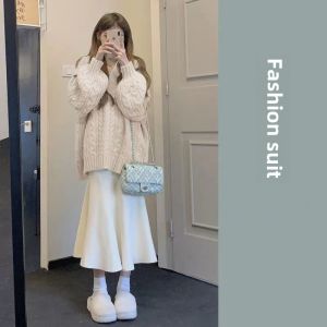 Lazy Style Vintage V-neck Twisted Knit Sweater Fish-tail Mini Skirt Two-piece Set Women Autumn Winter Outerwear College Style