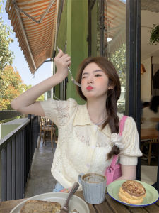 เสื้อสเวตเตอร์คอปกตุ๊กตาสไตล์ย้อนยุคสำหรับผู้หญิง แขนสั้น ทรงเข้ารูป ทรงเข้ารูป แขนสั้น คอปกตุ๊กตา แขนสั้น แขนสั้น แขนสั้น