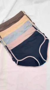 Esuna กางเกงในผู้หญิง  เนื้อผ้านุ่ม ใส่สบายและกระชับ กางเกงในสุดสวย ต้านเชื้อแบคทีเรีย 7A Womens underwear