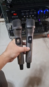 Trident TR-11 Professional Wireless Microphone with rechargeable 3.7 battery