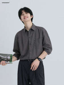 เสื้อเชิ้ตแขนยาวผ้าลินินลายสก็อตสไตล์ลำลองสำหรับผู้ชาย ฤดูใบไม้ผลิและฤดูใบไม้ร่วง สีเทา สวมใส่สบาย เสื้อเชิ้ตคอกลมพับได้สำหรับผู้ชาย