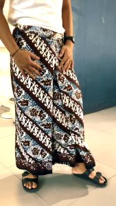 Sarung Batik Gus Iqdam [RAYON SUPER] - Sarung Dewasa Batik Viral Sarung Batik Rayon Premium Motif Viral Terbaru Sarung Murah Bisa Seragam