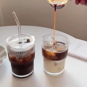 1/2PCS 450ml Stripe Glass Cup Transparent Glass Drinking Cups With Lid and Straw Ice Coffee Tea Cup Juice Glass Milk Water Cup