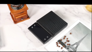 Hand-brewed coffee requires a high-precision electronic scale with an accuracy of 0.1 grams. It also needs a baking scale a food weight scale a kitchen scale.