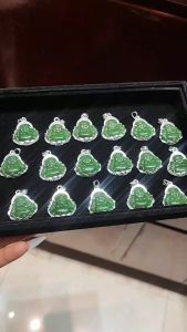 mặt dây chuyền phật di lạc ngọc cẩm thạch tự nhiên. mặt dây chuyền đá phong thuỷ trang sức thiết kế đủ hoá đơn thẻ bảo hành